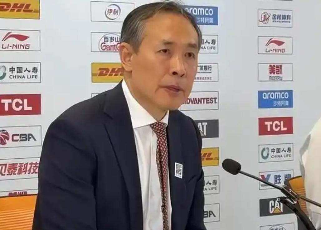 世界杯手机直播-CBA排行榜大变:北京掉出前5浙江挤进前4,广东冲第1,上海9连胜